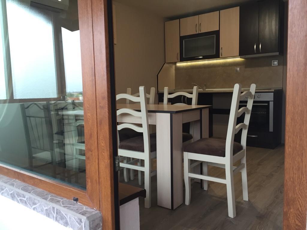Bora Apartment Сандански Номер фото